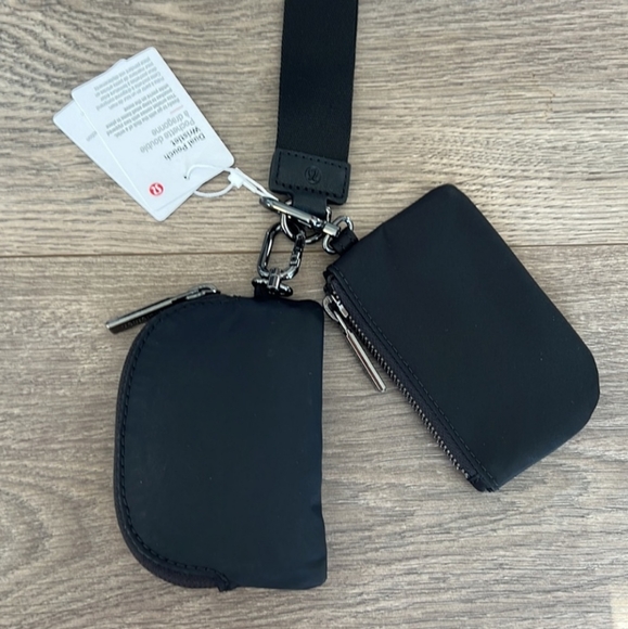 LULULEMON DUAL POUCH WRISTLET - Picture 4 of 4